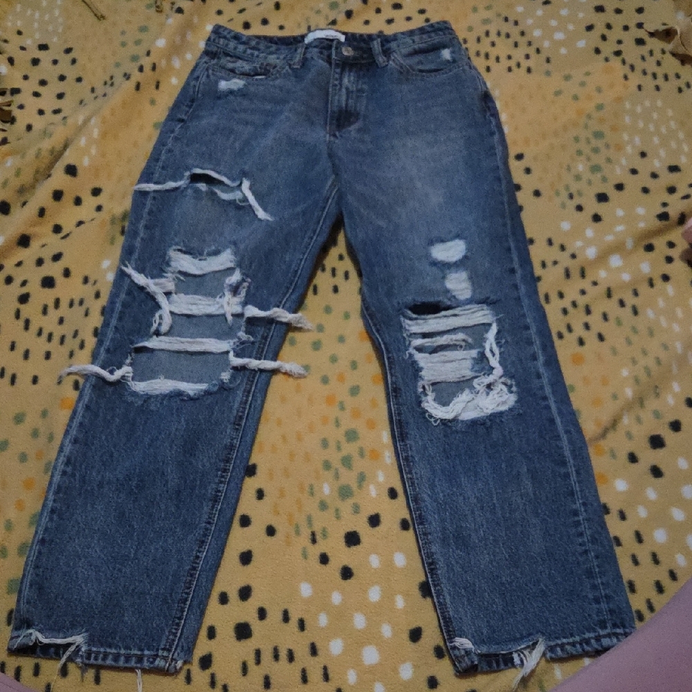 ♥️2 For $25♥️Distressed Blue Jeans Vervet Size 26